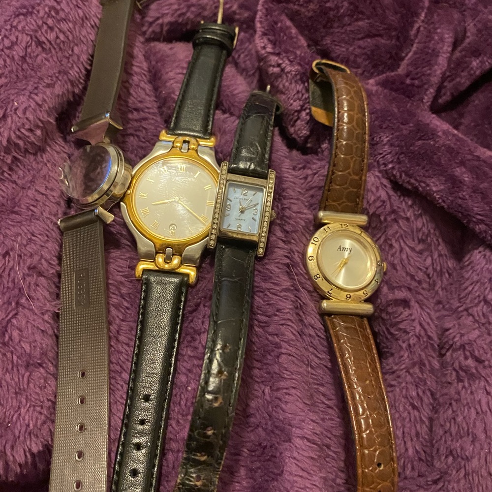 Four ladies watches (CO)